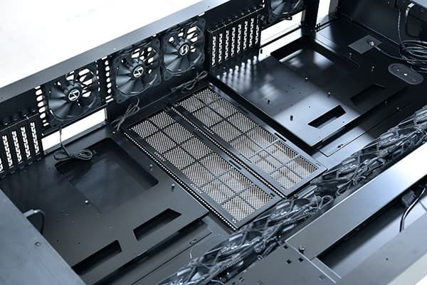 MEJA GAMING LIAN LI DK-05F BLACK DUAL SYSTEM MOTORIZED DESK PC