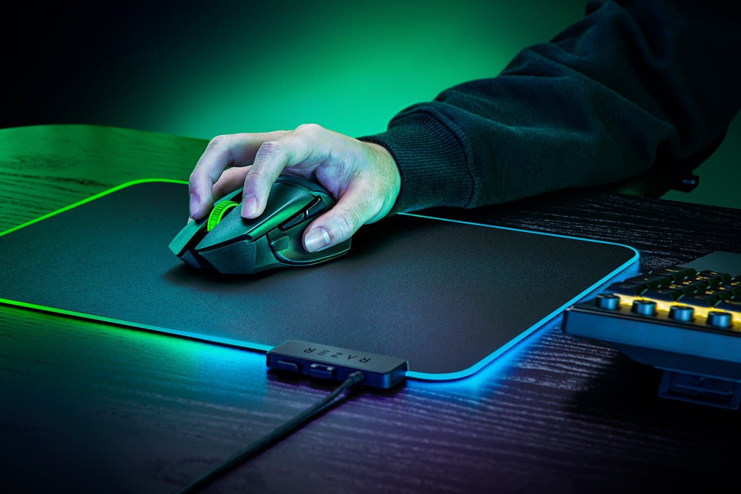 MOUSE RAZER BASILISK V3 X HYPERSPEED WIRELESS ERGONOMIC GAMING MOUSE